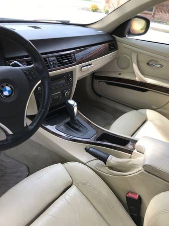 2011 BMW 335i Xdrive - - by dealer - vehicle for sale in Dayton, OH – photo 17