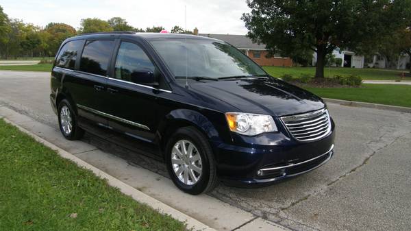 2013 Chrysler Town&Country Touring Leather+Dvd Backup Cam 59000 Miles for sale in West Allis/Milwaukee, WI – photo 6