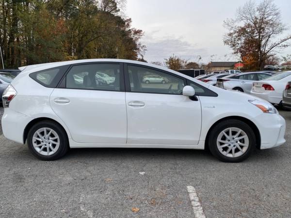 2012 Toyota Prius V Three - cars & trucks - by dealer - vehicle... for sale in Richmond , VA – photo 6