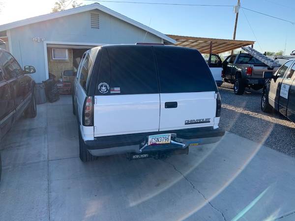 1994 Chevy Suburban 2500 - cars & trucks - by owner - vehicle... for sale in topock, AZ – photo 4