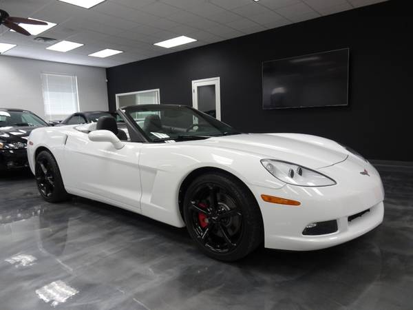 2012 Chevrolet Corvette 1LT - - by dealer - vehicle for sale in Waterloo, WI – photo 3
