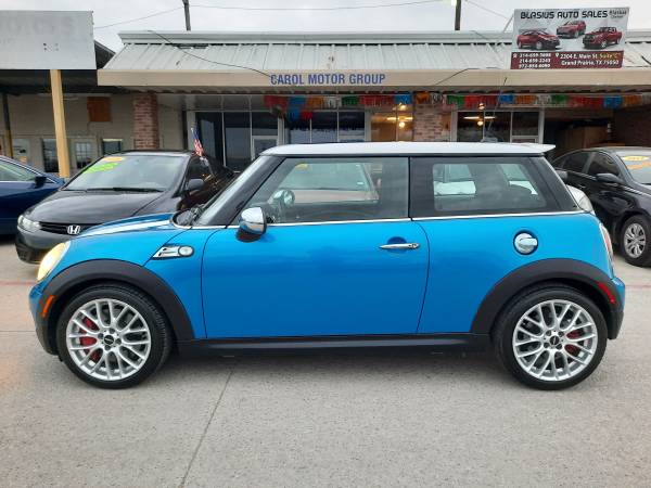 2009 mini Cooper John coope excellent Condition for sale in Grand Prairie, TX – photo 2