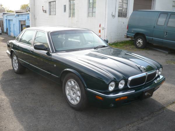 PARTS HAVE BEEN SOLD! not complete now! 1998 Jaguar XJ8-WHOLE-PARTS for sale in Milford, NY – photo 2
