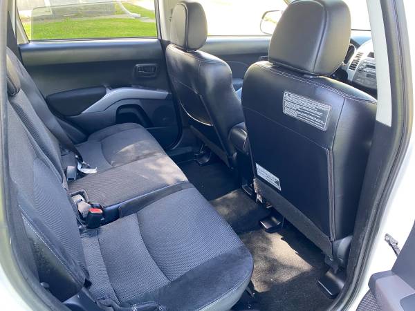 2008 Mitsubishi OUTLANDER AWD (runs excellent/low miles) - cars & for sale in Pontiac, MI – photo 7