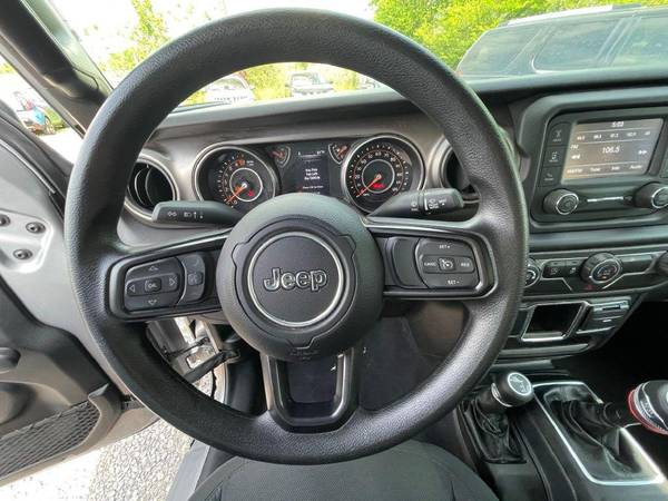 2020 JEEP GLADIATOR SPORT - - by dealer - vehicle for sale in Rossville, TN – photo 13