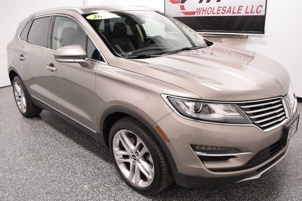 2017 *Lincoln* *MKC* *Select AWD* Luxe Silver Metall for sale in Shawnee, KS – photo 2