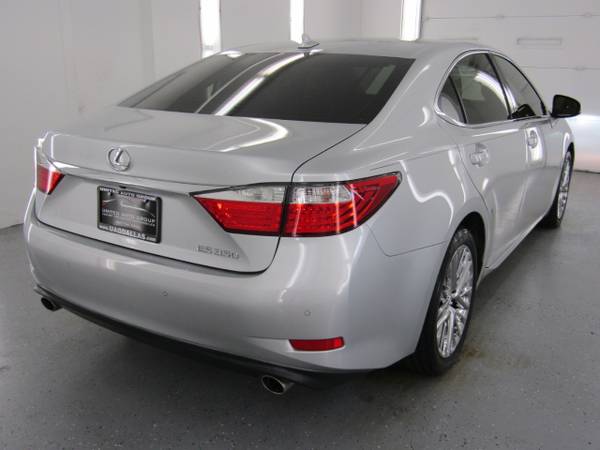 2013 Lexus ES 350 4dr Sdn - - by dealer - vehicle for sale in Carrollton, TX – photo 9