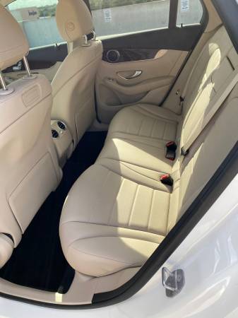 Mercedes Benz 300GLC SUV MINT! - cars & trucks - by owner - vehicle... for sale in Austin, TX – photo 3
