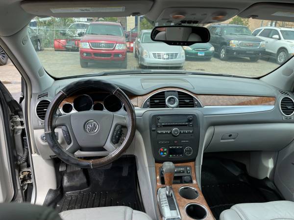 2008 BUICK ENCLAVE - LEATHER - FAMILY READY - 3RD ROW SEAT - cars & for sale in Palatine, IL – photo 13