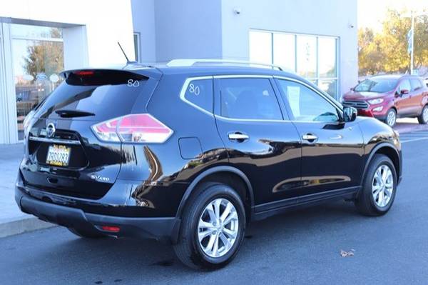 2016 *Nissan* *Rogue* SV hatchback Magnetic Black for sale in Pittsburg, CA – photo 7