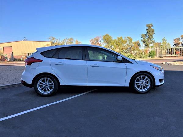 2016 Ford Focus SE Hatchback(low mileage&Clean Carfax) - cars &... for sale in Phoenix, AZ – photo 4