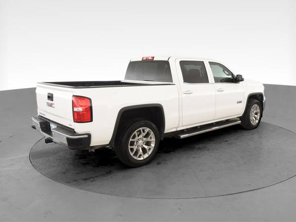 2015 GMC Sierra 1500 Crew Cab SLT Pickup 4D 5 3/4 ft pickup White for sale in Arlington, District Of Columbia – photo 11
