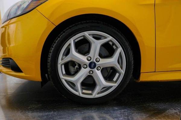 2013 Ford FOCUS ST COLD AC MANUAL YELLOW EXTRA CLEAN L K - cars & for sale in Sarasota, FL – photo 11