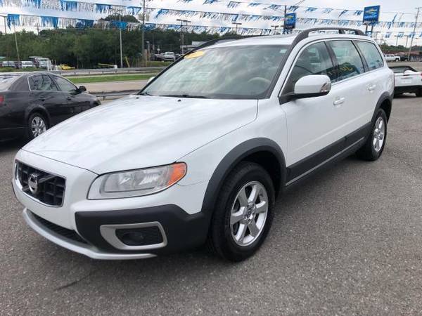 2011 Volvo XC70 4dr Wgn 3.2L - cars & trucks - by dealer - vehicle... for sale in Knoxville, TN – photo 3