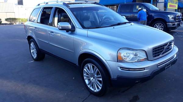 Beautiful Volvo XC90 must see!!! for sale in Huntsville, TX – photo 4