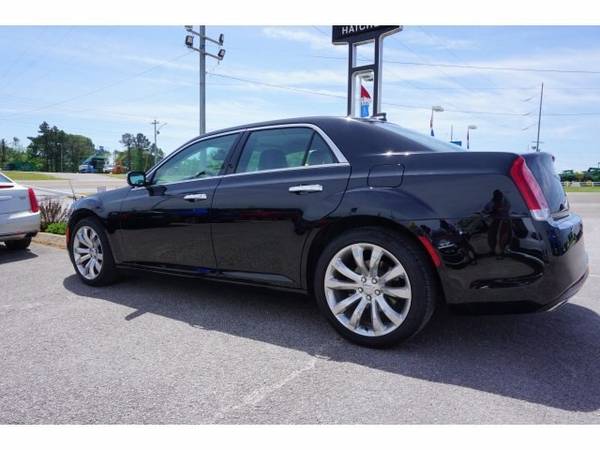 2019 Chrysler 300 Limited - - by dealer - vehicle for sale in Brownsville, TN – photo 7