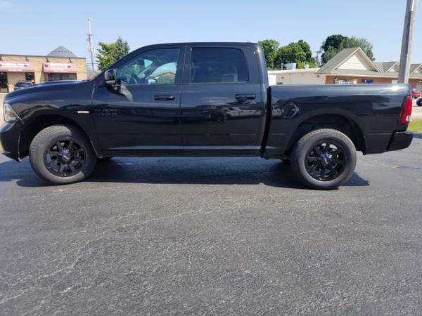 2017 Ram 1500 Crew Cab - Financing Available! for sale in Grayslake, IL – photo 7