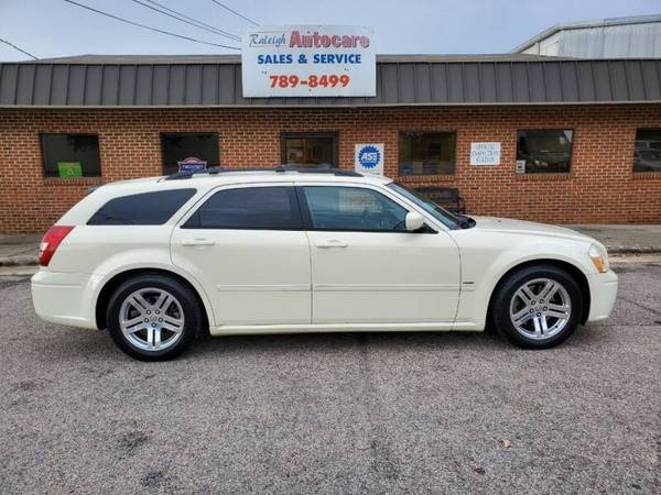 2005 Dodge Magnum R/T 348,862 Miles White - cars & trucks - by... for sale in Raleigh, NC – photo 2