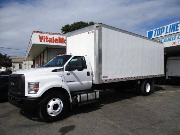2016 Ford Super Duty F-650 Straight Frame 24 FOOT BOX TRUCK LIFT... for sale in south amboy, TN – photo 2