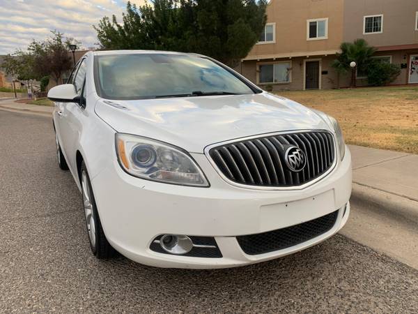 2016 BUICK VERANO LEATHER / CLEAN TITLE / 4 CYLINDER / LUXURY - cars... for sale in El Paso, TX – photo 4