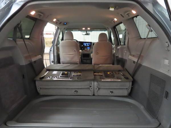 2017 Toyota Sienna LE Wheelchair Van Power Side Entry Ramp -... for sale in Middleville, MI – photo 21