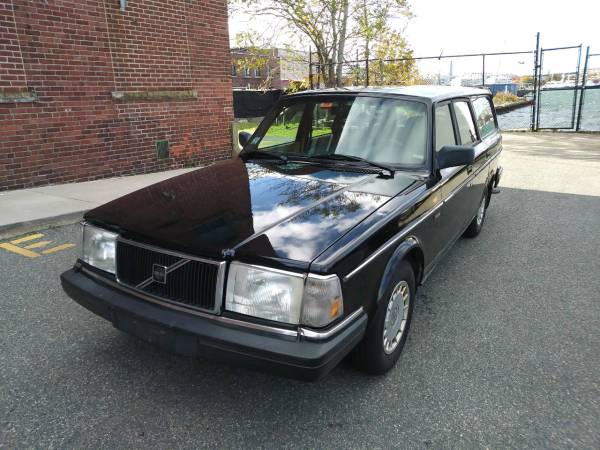 1993 Volvo 240 Station Wagon - cars & trucks - by owner - vehicle... for sale in East Boston, MA – photo 2