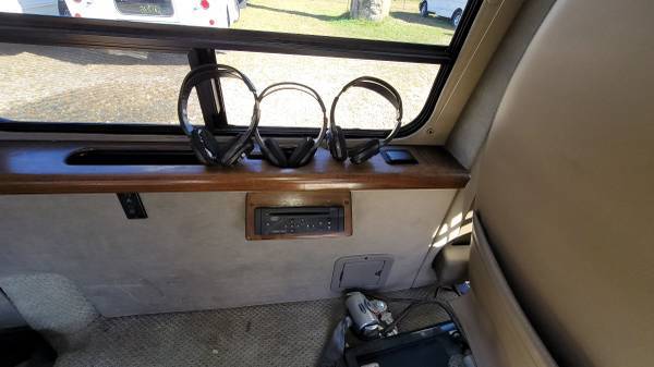 DODGE RAM WHEELCHAIR VAN HAND CONTROL TRANSFER SEAT LOW MILE FREE... for sale in Jonesboro, KY – photo 13