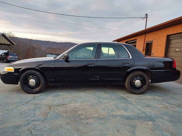 2007 Ford Crown Victoria Police Interceptor - cars & trucks - by... for sale in Washburn, TN – photo 4