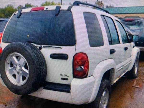 2004 Jeep Liberty Clean Title 4X4 for sale in Other, IL – photo 3