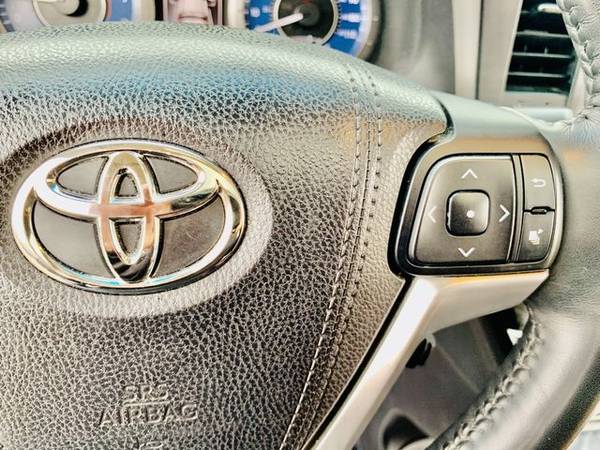 2015 Toyota Sienna - - by dealer - vehicle automotive for sale in Clarksville, TN – photo 18