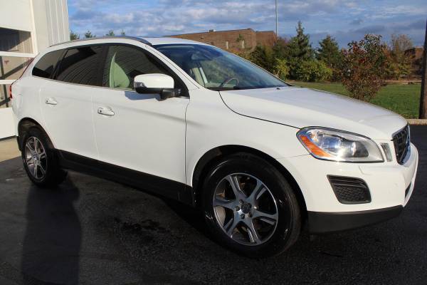 2013 Volvo XC60 T6 - cars & trucks - by dealer - vehicle automotive... for sale in REYNOLDSBURG, OH – photo 3