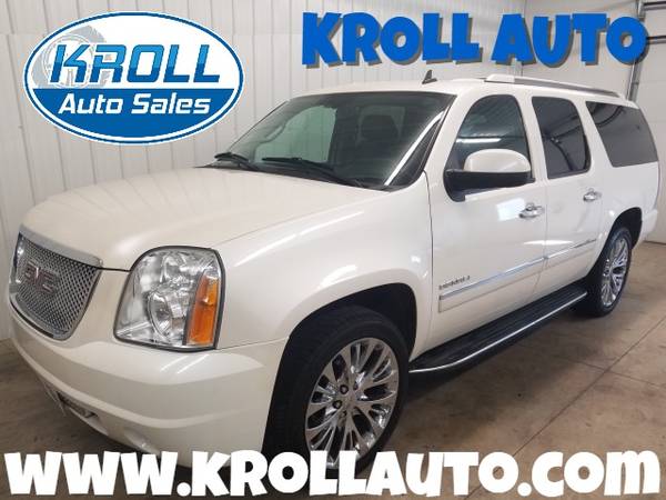 2010 GMC Yukon XL Denali. 1 Owner. 116k Miles. LOADED!!! NEW TIRES!!! for sale in Marion, IA