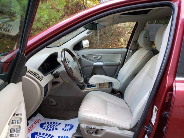 2006 Volvo XC90 V8 AWD, 179K, 4.4L V8, AC, CD, Sunroof, Heated... for sale in Belmont, NH – photo 9