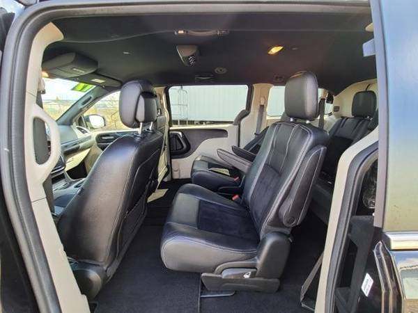 2018 Dodge Grand Caravan SXT Wagon Minivan, Passenger - cars & for sale in Corvallis, OR – photo 7
