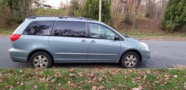 SOLD - 2006 TOYOTA SIENNA LE -SOLD- - cars & trucks - by owner -... for sale in Springfield, District Of Columbia – photo 3