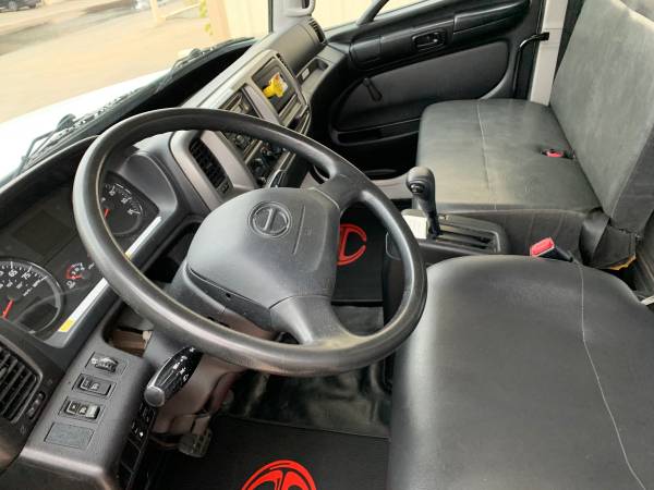 2016 Hino 268 26' 102, 103 Box Alum Lift 184K miles - cars & trucks... for sale in Lewisville, TX – photo 11