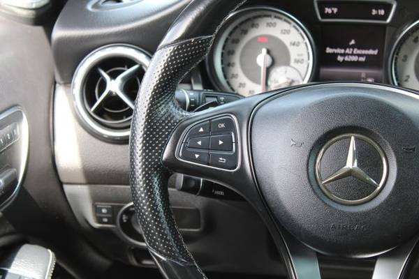 2016 Mercedes-Benz GLA 250 250 4MATIC Sport Utility 4D - cars & for sale in Hermiston, WA – photo 11