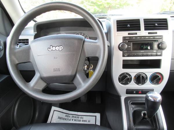 2008 Jeep Patriot Sport Manual Transmission One Owner 103k miles -... for sale in Milwaukie, OR – photo 8