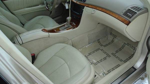 04 mercedes E320 ,,clean car.128000 miles,,$3600 **Call Us Today For... for sale in Waterloo, IA – photo 9