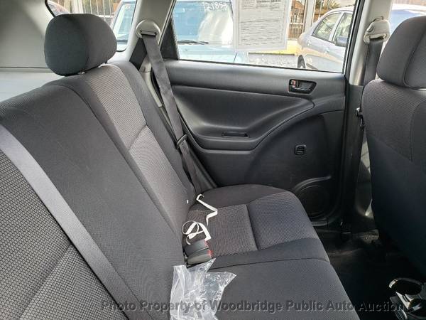 2006 *Pontiac* *Vibe* *4dr Hatchback FWD* Silver - cars & trucks -... for sale in Woodbridge, District Of Columbia – photo 12