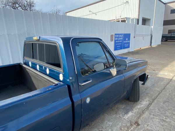 1981 Chevy C10! Short Bed! 350 V8! Runs good! Needs cosmetic work -... for sale in Fort Worth, TX – photo 13