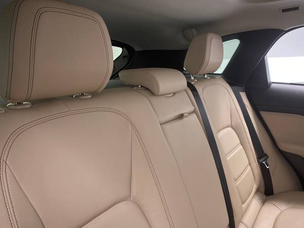 2018 Jag Jaguar FPACE 35t Prestige Sport Utility 4D suv White - -... for sale in Charlotte, NC – photo 18