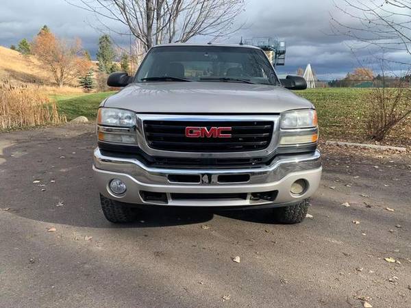 2005 GMC Sierra 2500 HD Crew Cab - Financing Available! - cars &... for sale in Kalispell, MT – photo 3