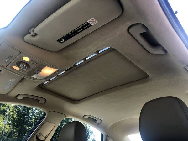 ALL WHEEL DRIVE premium plus quattro Audi A4 clean carfax for sale in Hendersonville, NC – photo 15