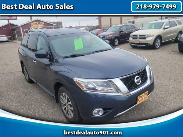 2015 Nissan Pathfinder SV 4WD - - by dealer - vehicle for sale in Moorhead, ND