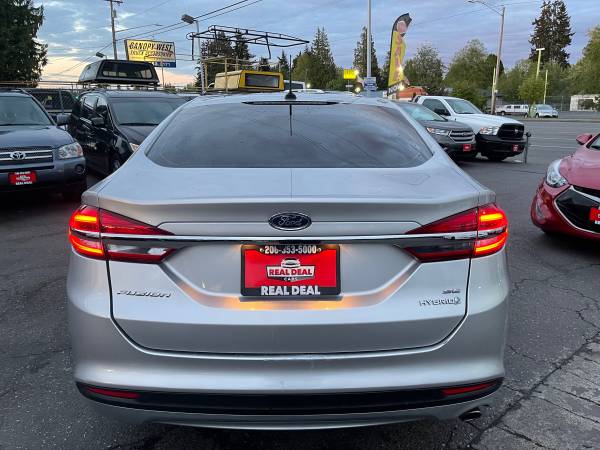2018 Ford Fusion SE Hybrid LIKE NEW - - by for sale in South Everett-Hwy 99 WE DELIVER, WA – photo 3