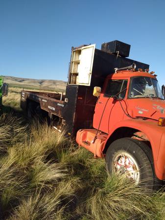 1993 well truck for sale in Pasco, WA – photo 2