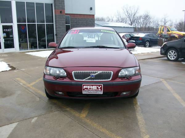 2001 VOLVO V70 WAGON - - by dealer - vehicle for sale in Muskego, WI – photo 4