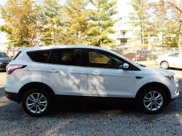 2017 Ford Escape SE Sport Utility 4D - cars & trucks - by dealer -... for sale in Alexandria, District Of Columbia – photo 8