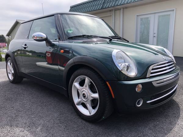 2006 Mini Cooper 53, 000 Miles 5 Speed Manual Showroom New Condition for sale in Palmyra, PA – photo 4